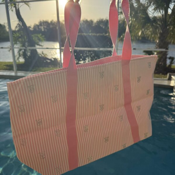 Tote Bag Victoria’s Secret – Espacioso, Femenino y Perfecto para el Día a Día