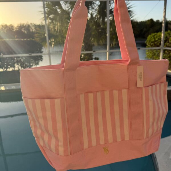 Tote Bag Victoria's Secret Pink Stripes – Amplio, Práctico y Femenino